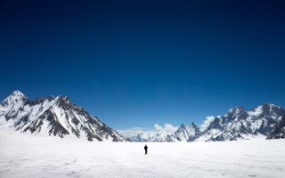 Amirmountain snowy outdoor senseofawe blue - amir zand free wallpaper