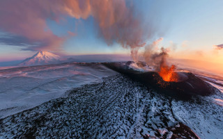 Volcano eruption lava sunset mountains 2 - a volcano free wallpaper