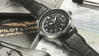 Watch passport glasses table sharp - sharp detail free wallpaper