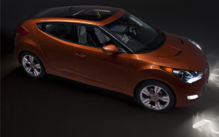 Car dark room light side 3 - photoreal free wallpaper