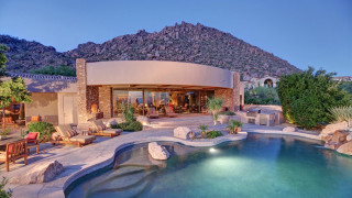 Large pool green hillside house - a large pool free wallpaper