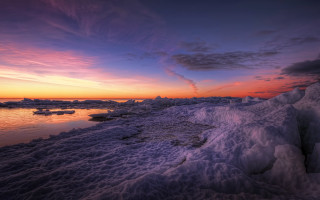 Sunset water ice shore cityscape - ice free wallpaper