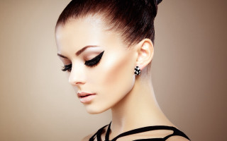 Woman black dress earrings gradient - airbrush free wallpaper