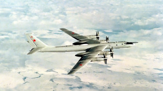 Military plane sky clouds snow - a red star free wallpaper