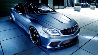 Silver car tiled floor planter - a silver car free wallpaper