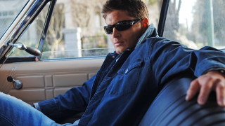 Man sitting car sunglasses blue - fine art free wallpaper