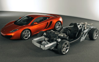Red orange sports car room - ray free wallpaper