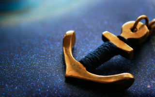 Metal hook blue cloth black - a black cord free wallpaper