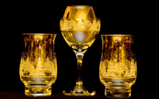 Yellow wine glasses three crystal - earnst haeckel free wallpaper