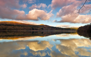 Lake mountain clouds trees reflections - a lake free wallpaper for desktop