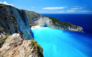 Blue lagoon cliff background blue - a cliff in the background free wallpaper