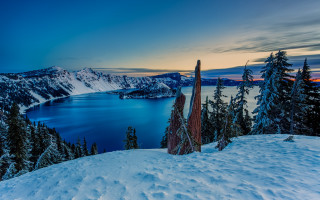 Lake mountains sunset snowy hilltop - a view of a lake and mountains free wallpaper