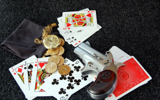 Gun playingcards watch carpet constellation - card free wallpaper