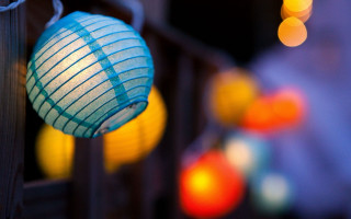 Lantern fence lights building blurry - a photo free wallpaper