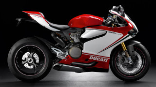 Red white motorcycle dark room 4 - motorcycle free wallpaper