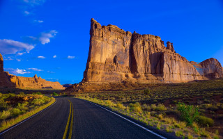 Desert road mountain sky bridge - beautiful landscape free wallpaper