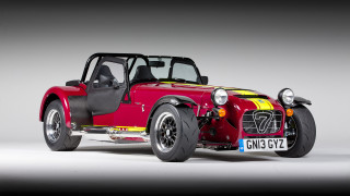 Red yellow cobra 3d render 2 - a black stripe free wallpaper
