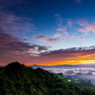 Mountain sunset clouds green light - impressionist free wallpaper