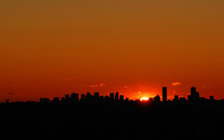 City skyline sunset plane clouds - eric deschamps free wallpaper