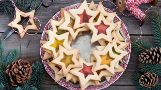 Cookies stars christmas pine cones - clara peeters free wallpaper