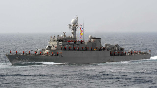 Large gray ship ocean people 11 - gray free wallpaper