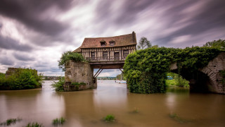 Bridge building boat river architecture - the water below free wallpaper