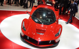 Red sports car showroom bernardo - a red carpet free wallpaper