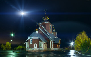 Church clocktower steeple night gothic - a church free wallpaper