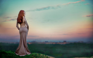 Woman dress hill sky city - a long dress free wallpaper