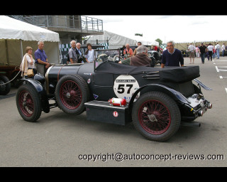 Vintage race car parking lot - a number free wallpaper