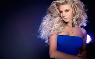 Blonde woman blue dress windy 2 - the wind free wallpaper
