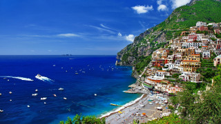 Beach boats houses cliffside ocean - a beach free wallpaper for desktop