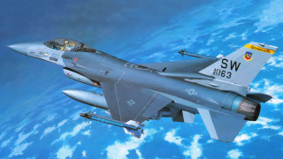 Fighter jet over ocean clouds 2 - a fighter free wallpaper for desktop