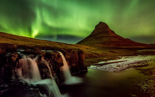 Waterfall green aurora mountain stream - a stream free wallpaper