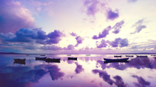Boats lake cloudy sky impressionist - a group of boats free wallpaper