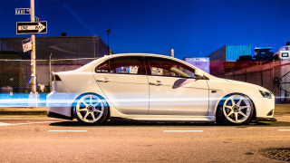 White car night hologram rim - the side of the road free wallpaper
