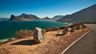 Ocean mountains rocks shore landscape - the ocean and mountains free wallpaper