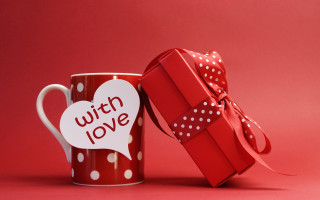 Red cup heart love backpack - a white heart free wallpaper