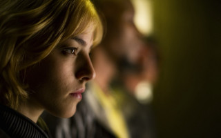 Eve ryder blonde woman serious - serious free wallpaper for desktop