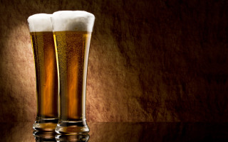 Two glasses beer table brown - adolf bierbrauer free wallpaper