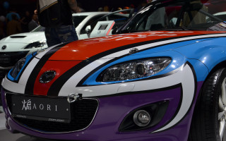 Colorful car showroom airbrush vivid - rich vivid color free wallpaper