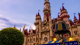 Disneyland castle clock fantasy architecture - the front of it free wallpaper