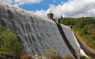 Waterfall clocktower river bush cloud - a large waterfall free wallpaper