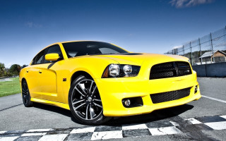 Yellow car checkered parking blue - yellow free wallpaper