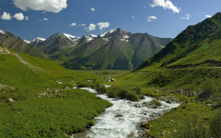 Lush valley mountains river cloudy 2 - hill free wallpaper