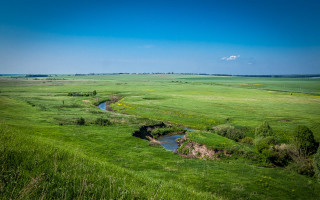 Widefield stream blue sky clouds - a stream free wallpaper