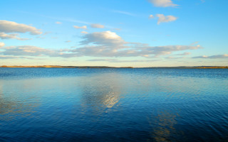 Hudson river school lake island - a small island in the distance free wallpaper