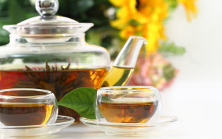 Tea pot two cups flowers - cao zhibai free wallpaper