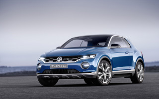 Blue volkswagen suv ocean hill - a sky background free wallpaper for desktop
