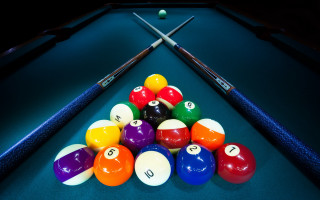 Pool table eight ball cue - a pool table free wallpaper